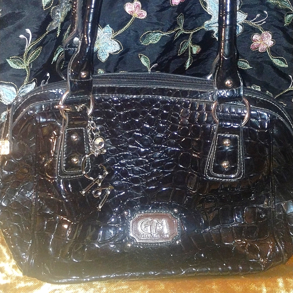 Gia Milani Faux Snakeskin Silver Handbag Purse Pocketbook Medium Size